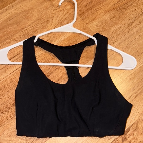 Lululemon bra Medium support Size 4 color black - Picture 1 of 3